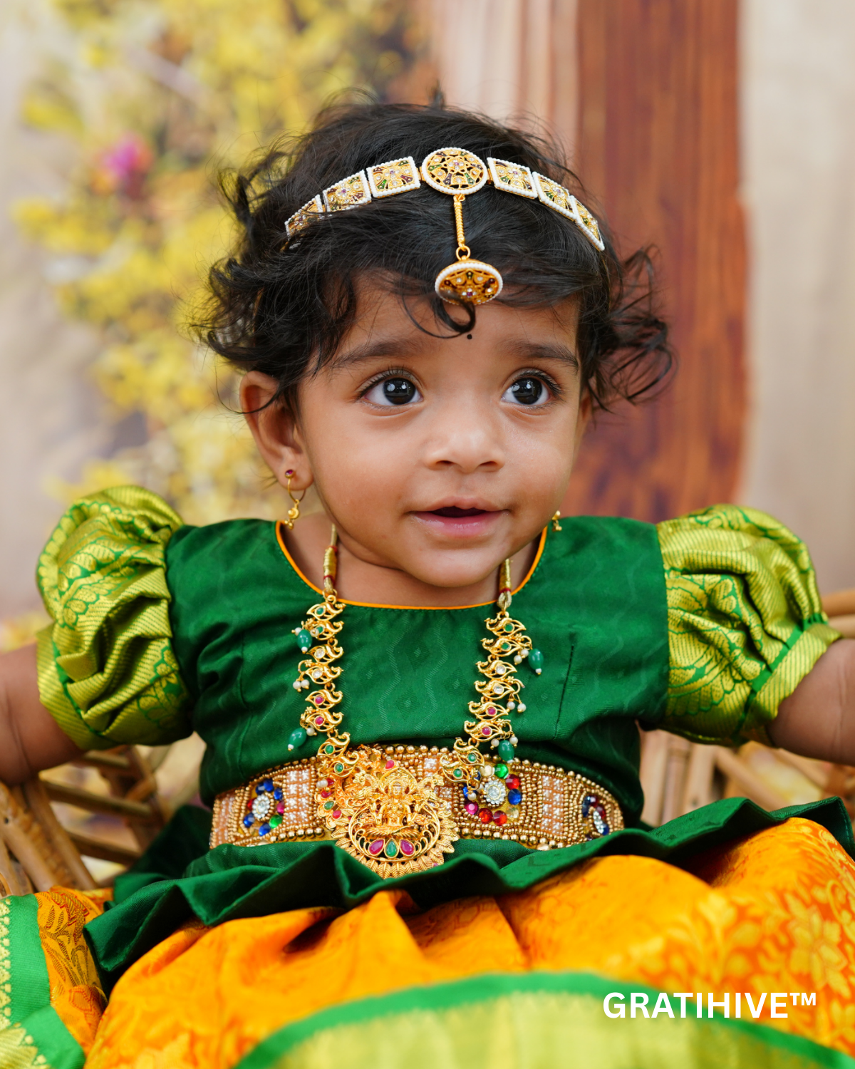 GratiHive Square & Round Kundan Matha Patti for Women Hairband with Maang Tikka with Meenakari Work